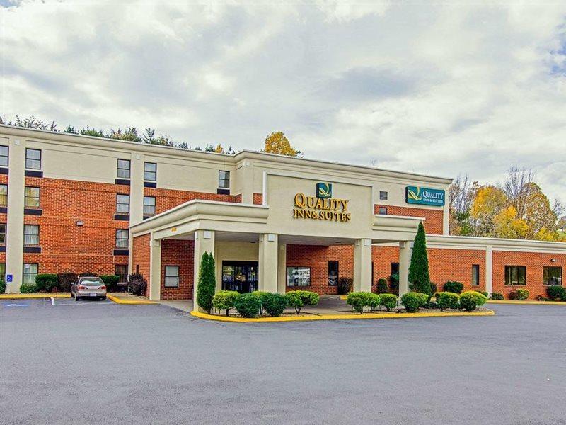 Quality Inn & Suites Lexington Near I-64 And I-81 Timber Ridge Exterior foto